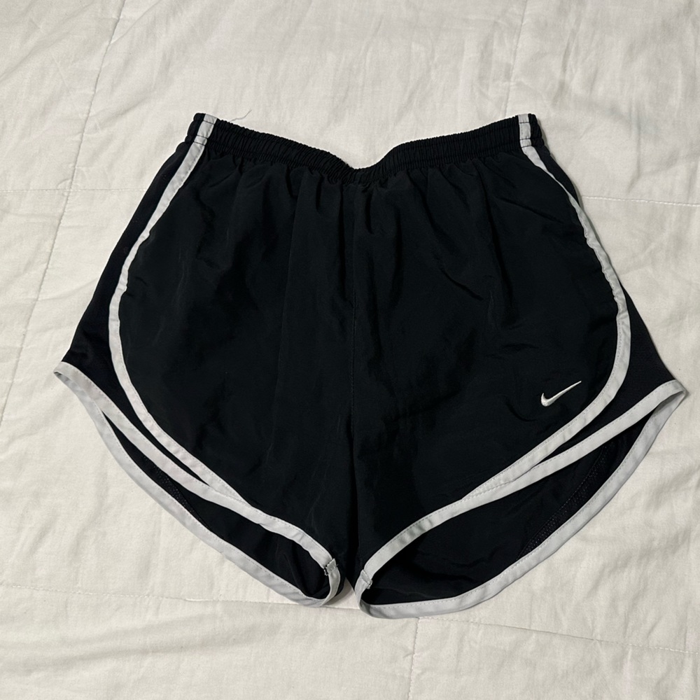 Black Nike Tempo Running shorts SMALL